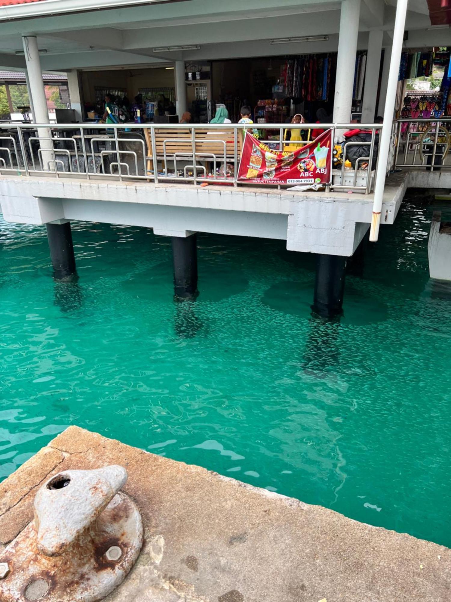 Hotel Perhentian Mama'S Kampong Pasir Hantu Exterior foto