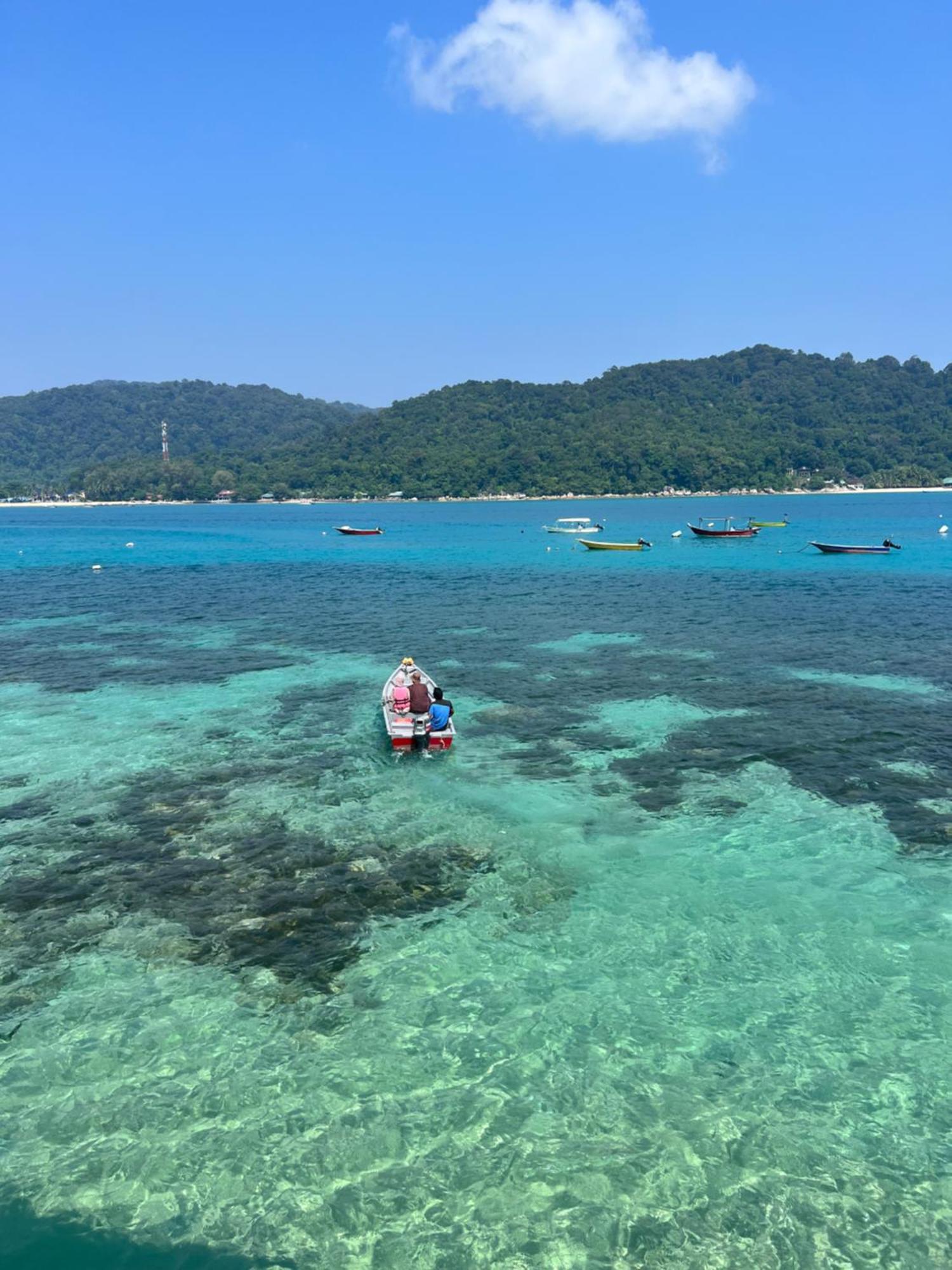 Hotel Perhentian Mama'S Kampong Pasir Hantu Exterior foto