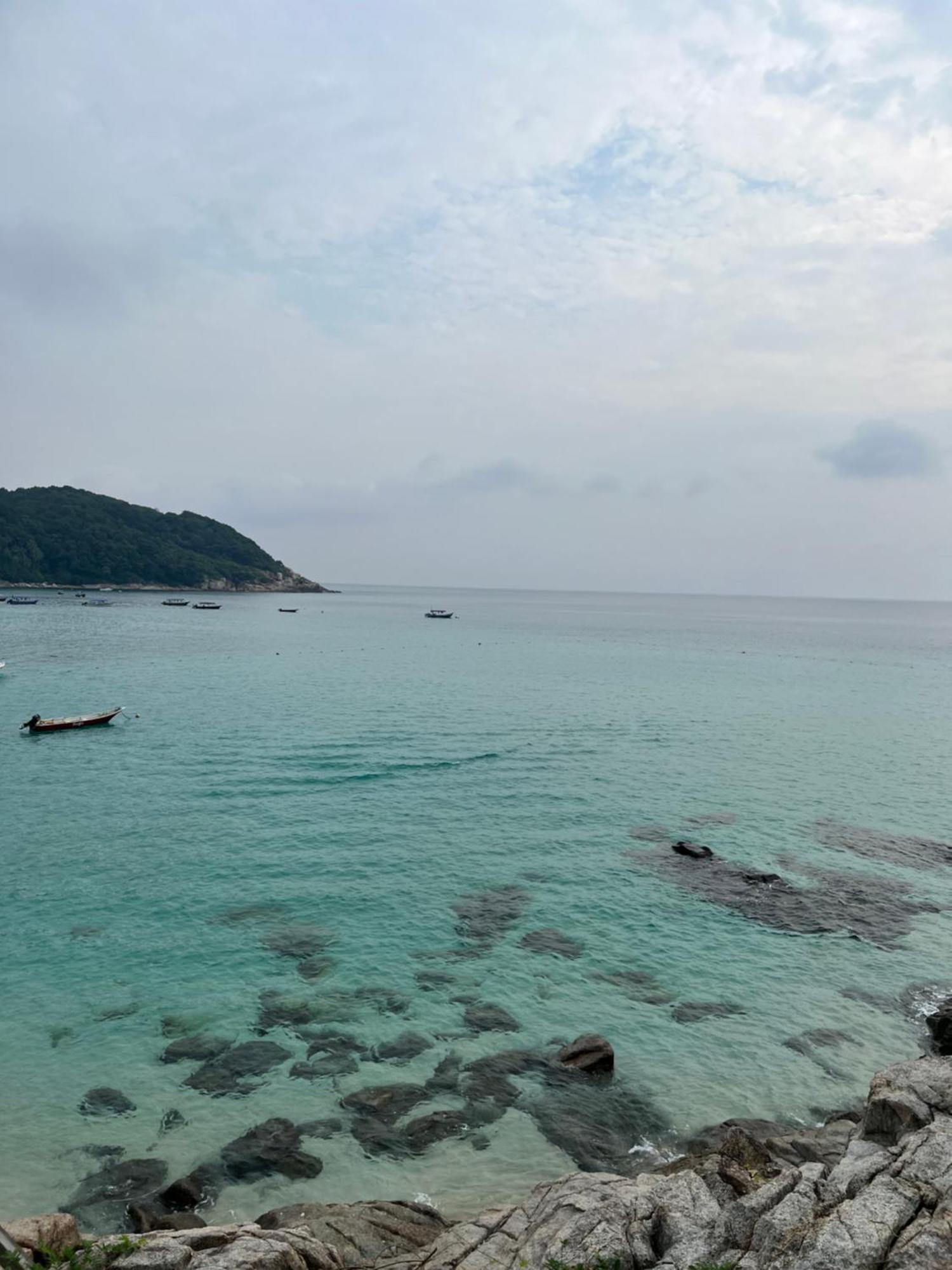 Hotel Perhentian Mama'S Kampong Pasir Hantu Exterior foto